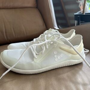 Vivo Bare Foot Primus Lite III women’s size 39